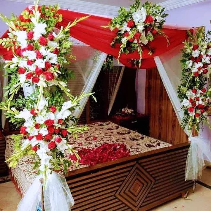 Wedding flowers & Artificial Decoration / Mayo /Mehndi /Barat /Valima 15