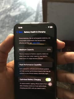 iphone 11pro 64 gb water pack 81%battery health condition 10/10