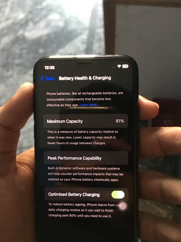 iphone 11pro 64 gb water pack 81%battery health condition 10/10 0