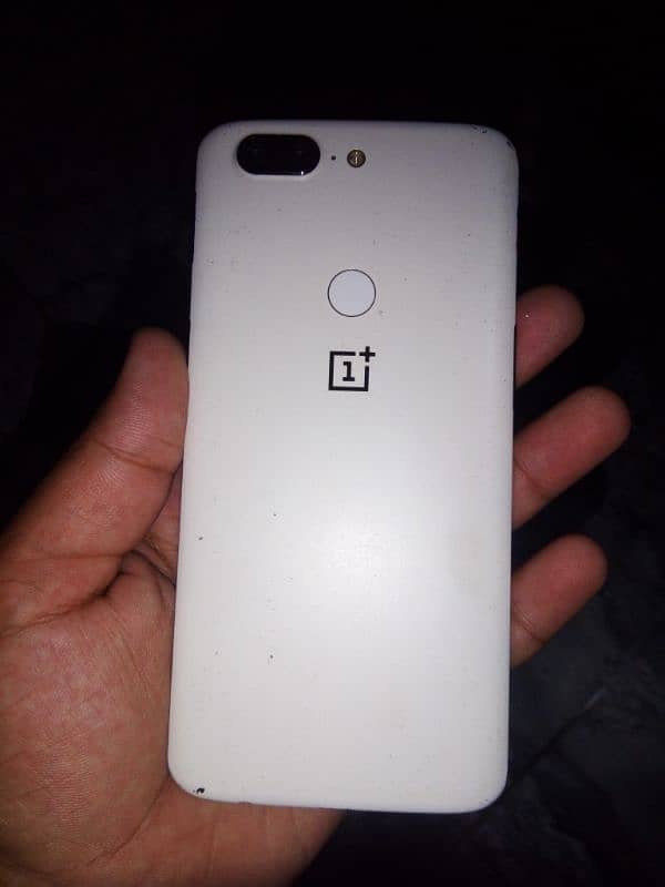 One plus 5t 1