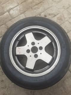 4 tires with 4 alloy rims in  very good conditions 14 inch