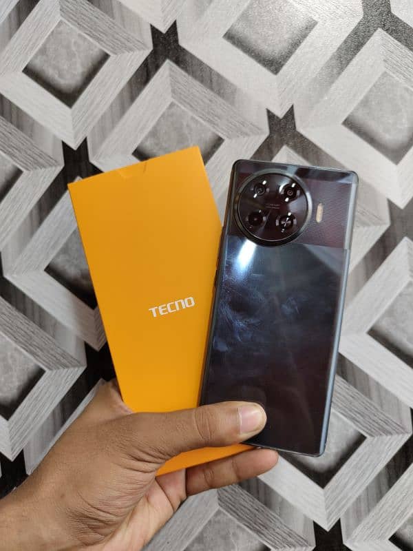 Tecno spark 20 pro plus (8/256) 3