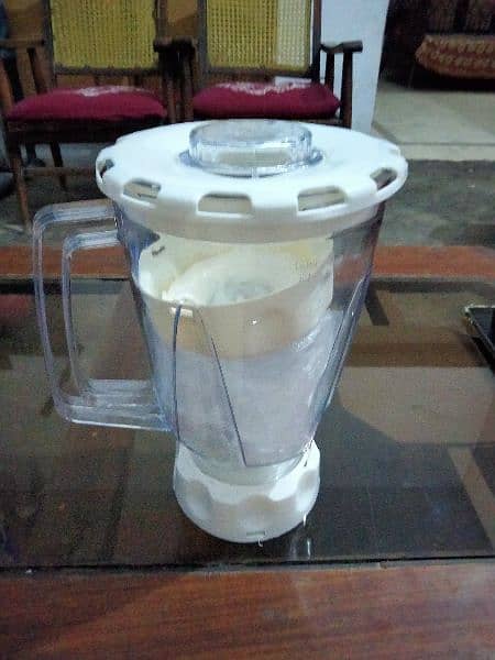 Juicer  blender machine Philips(Fixed price) 3