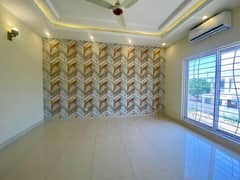 15 Marla Good Condition Upper Portion with Gas Available For Rent In Sukh Chayn Garden Near Bahria Town Lahore