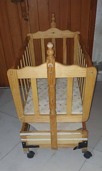 baby wooden swing Cot 1