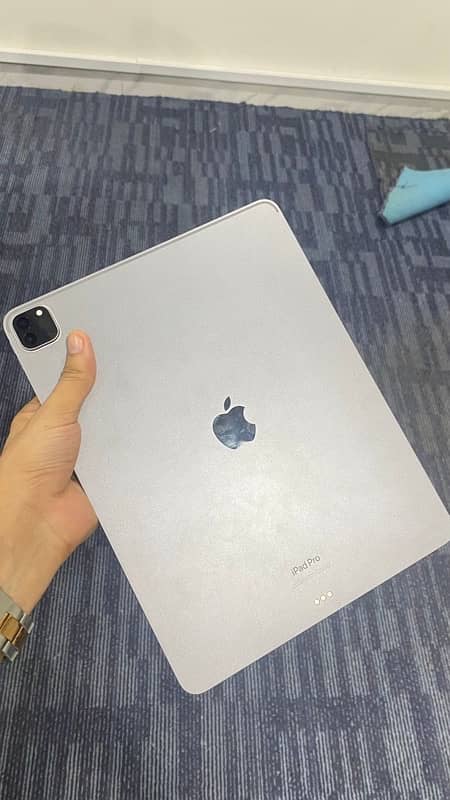 Ipad pro M2, 6th Gen 512gb 4