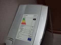 I'm selling Gree inverter AC condition 10/10