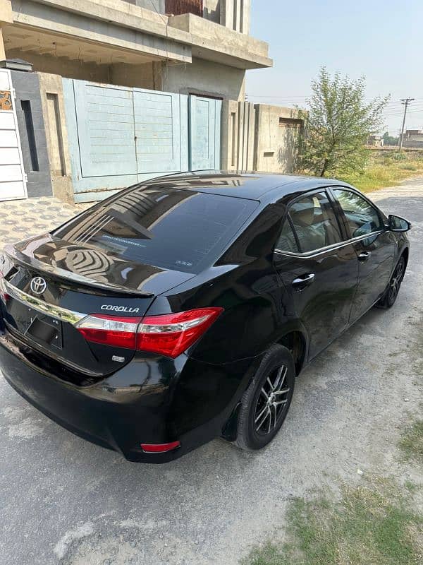 Toyota Corolla GLI 2016 Lahore Registered 6