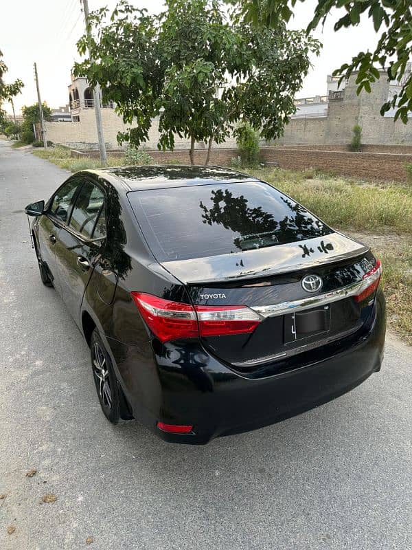 Toyota Corolla GLI 2016 Lahore Registered 13