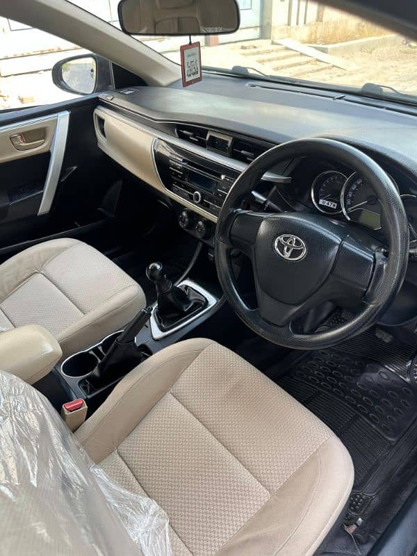 Toyota Corolla GLI 2016 Lahore Registered 16