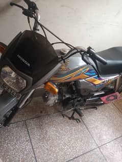 20000 km used like new bike