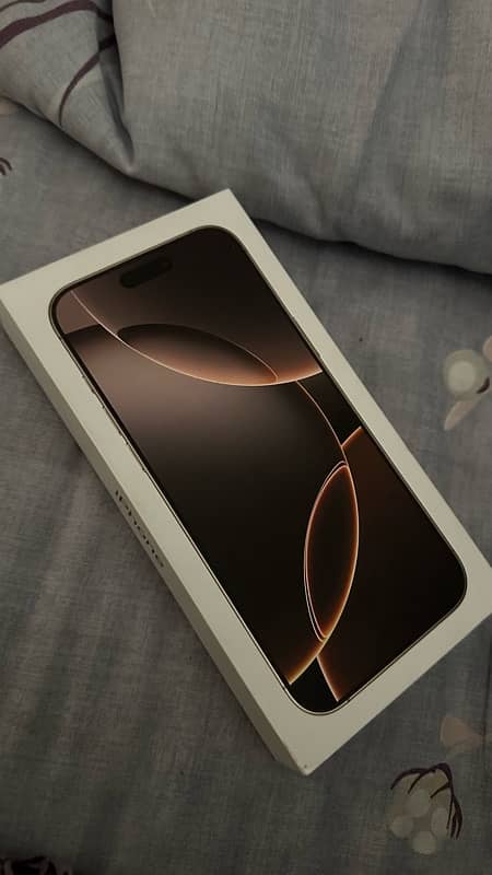 iPhone 16 Pro Max - LLA - Desert Titanium - 256GB 1