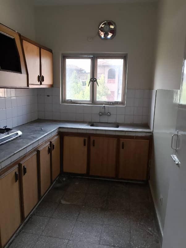 2bedroom D type Flat Available For Rent in G11 4