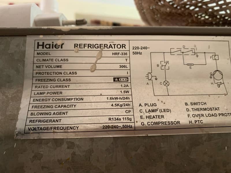 Haier Refrigerator For Sale in New Condition 2