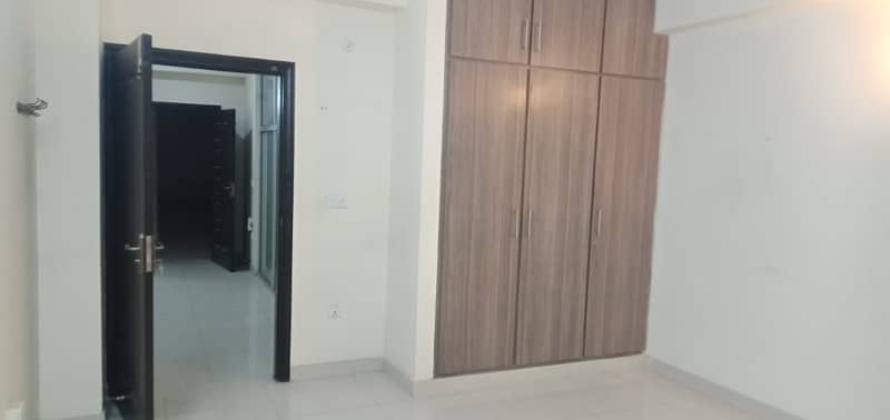 3 Bedroom flat available for rent in G-15 Islamabad Heights 14