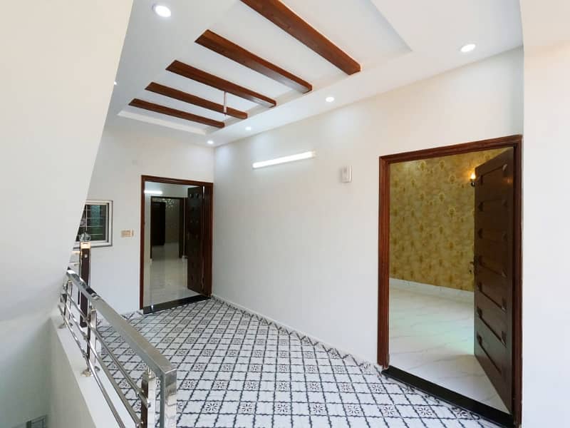 5 Marla House For Sale Available In Sabzazar Scheme 20