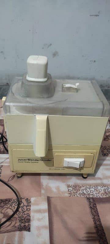 Double bed dying table juicer machine and mattress for double bed 3