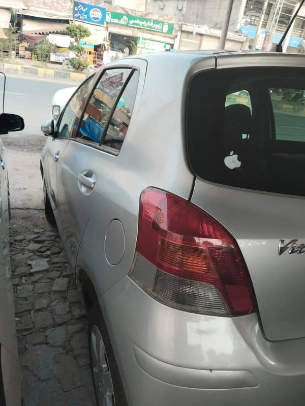 Toyota Vitz 2010 8