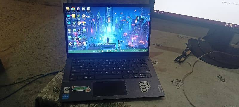 Lenovo V14 i5 12th Gen 16gb 256gb 1