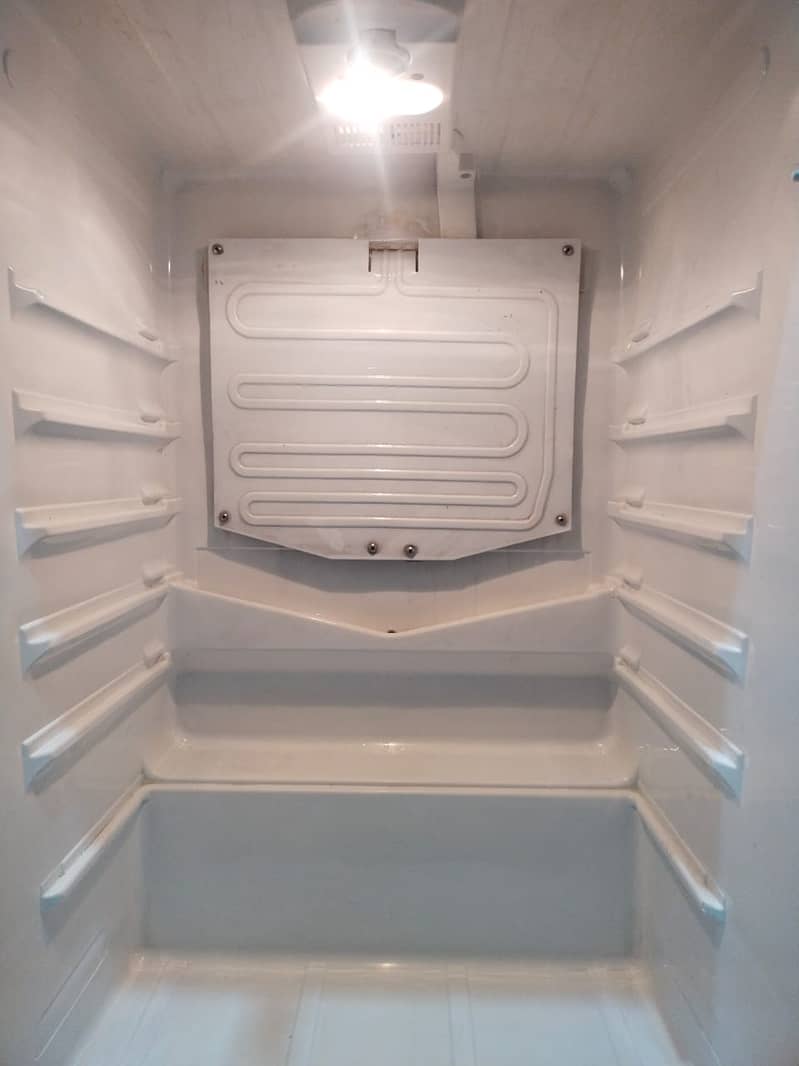 Good Condition Dawlance Fridge 5