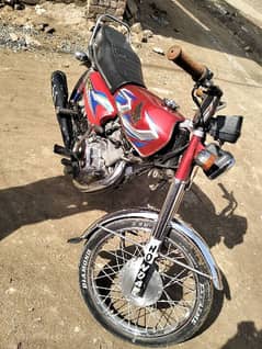 Honda 125 all ok condition ok contact me