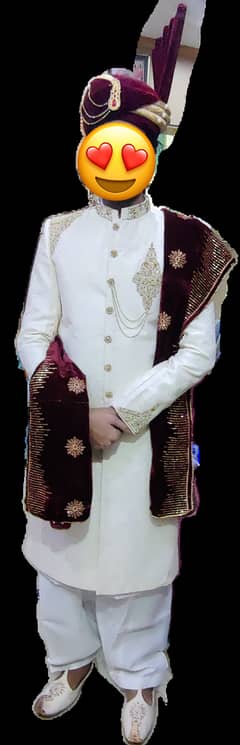 Wedding sherwani for sale , only sherwani, khussa & kulla) 0