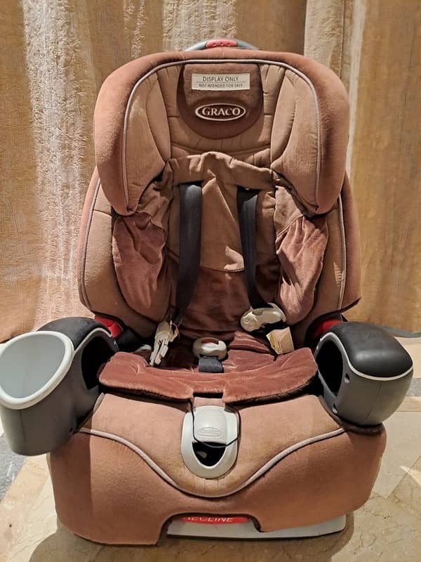 Graco child car seat available for sale 1