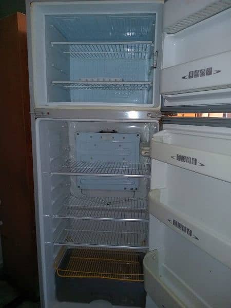 Second Hand Fridge 2