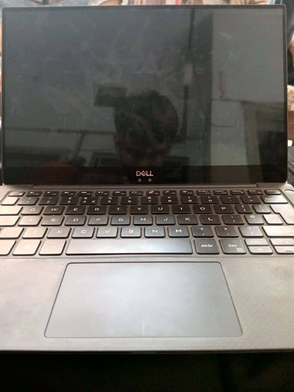 Laptop Dell Xps I7 8th generation 3