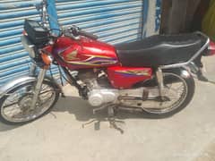 honda 125 Karachi num 1st owner complete paper 0