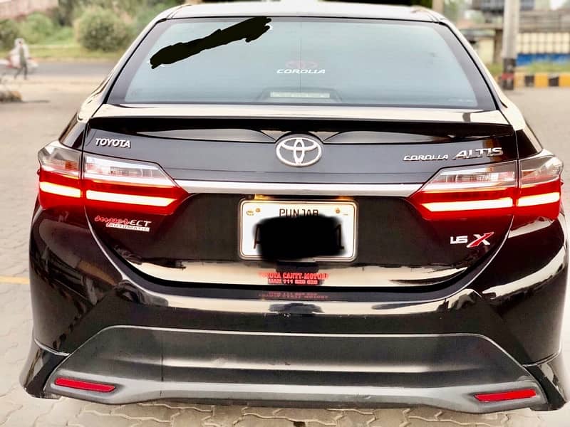 Toyota Corolla Altis 2021 3