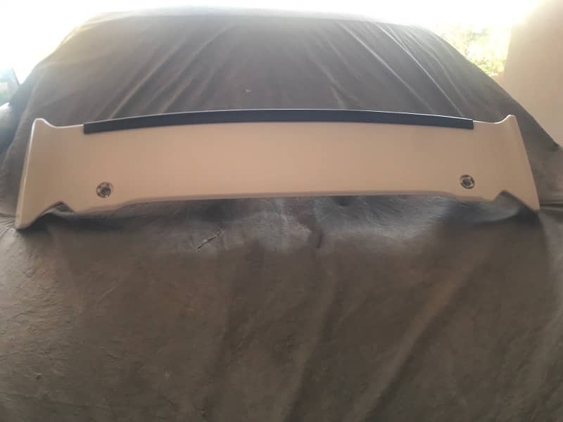 car spoiler 1