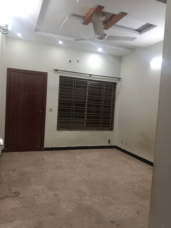 8 Marla Upper portion for rent in G-15 Islamabad 2