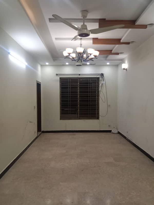 8 Marla Upper portion for rent in G-15 Islamabad 4