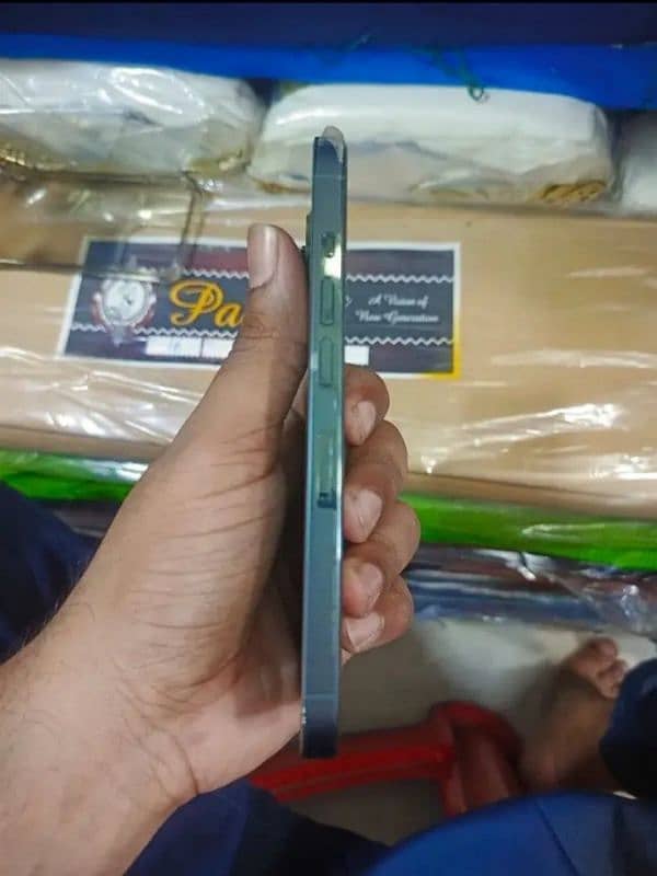 I phone 13 pro max 5