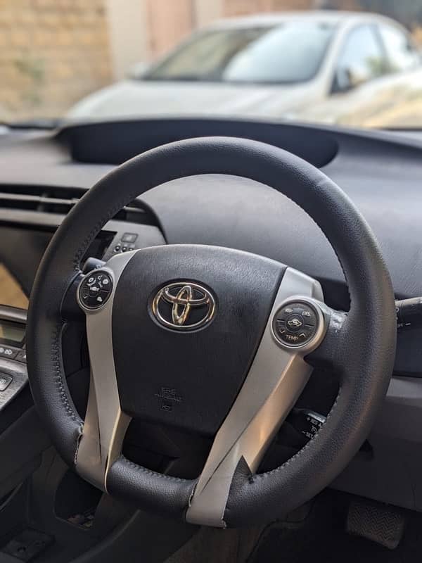 Toyota Prius 2011 S LED Touring 0