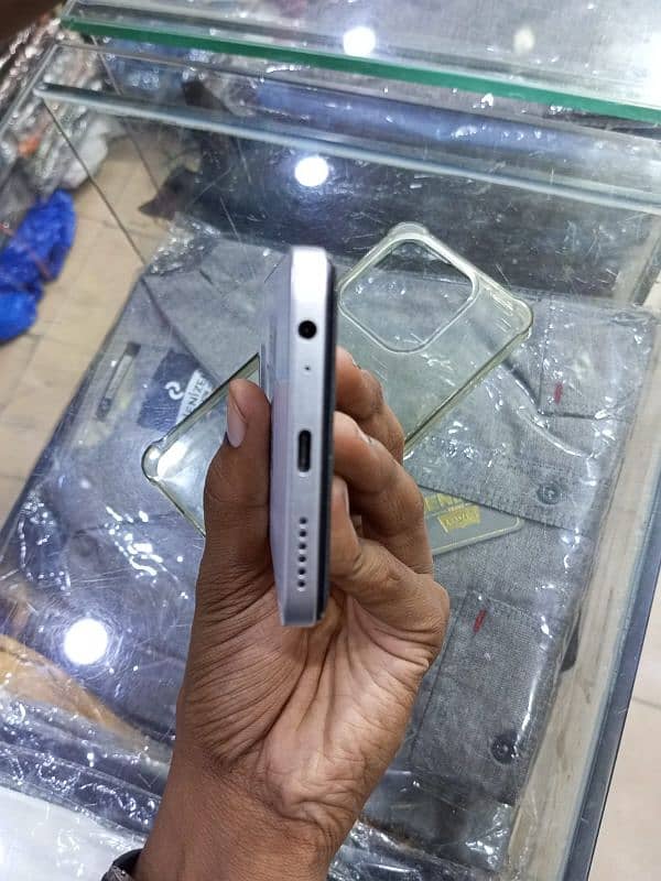 Infinix smart 8 pro 3