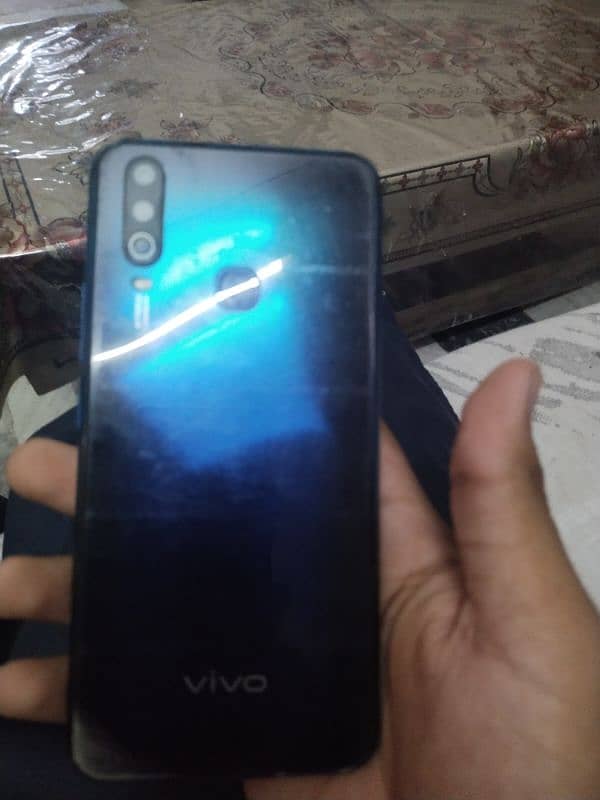 y15 vivo 1