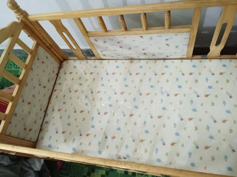 baby cot 1