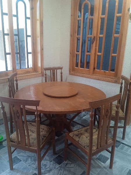 Dinning Table with 5 chairs 3