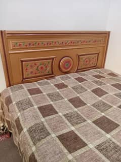 Double Bed & Dressingڈبل بیڈ بغیر فوم(5فٹ) اور سنگھار ٹیبل