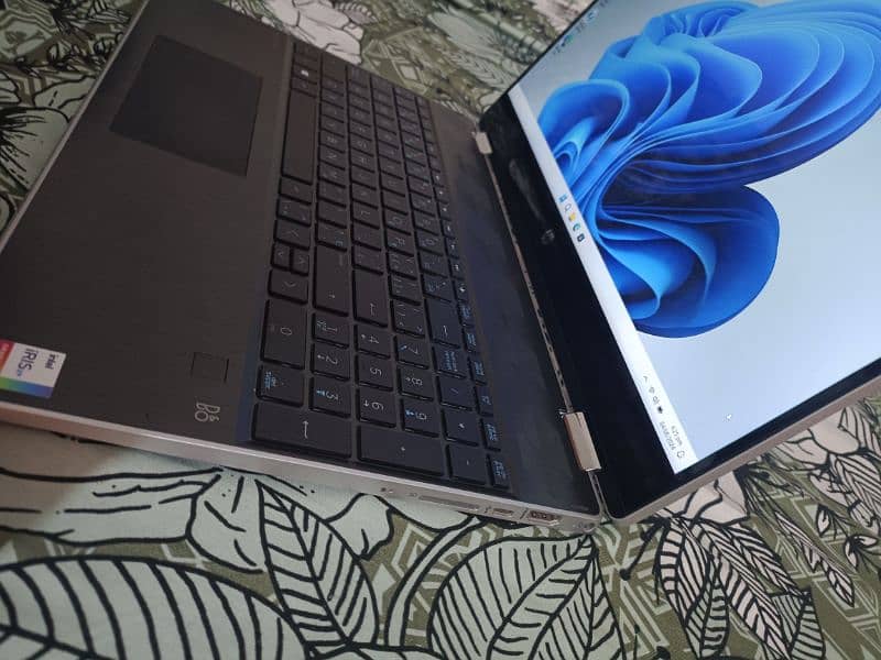 HP Pavilion x360 Convertible 15 i7 11 Gen 5