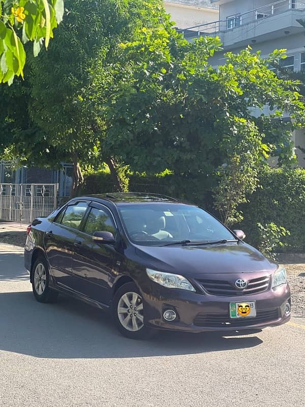 Toyota Corolla Altis 2013 4