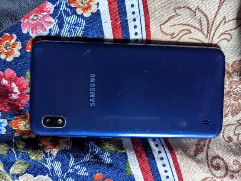 Samsung A10 with box no any falt exchange possible 3