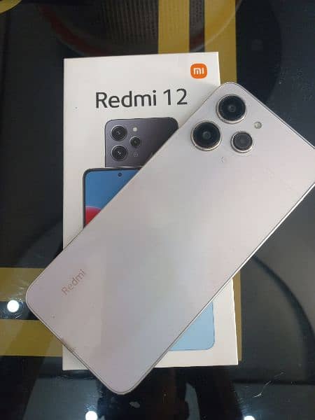 Redmi 12 (8+128) 0