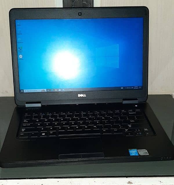 Dell Latitude E5440 Core i7 With Graphics Card 1