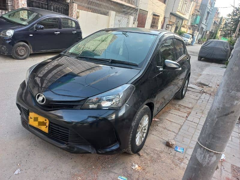 Toyota Vitz 2015 2