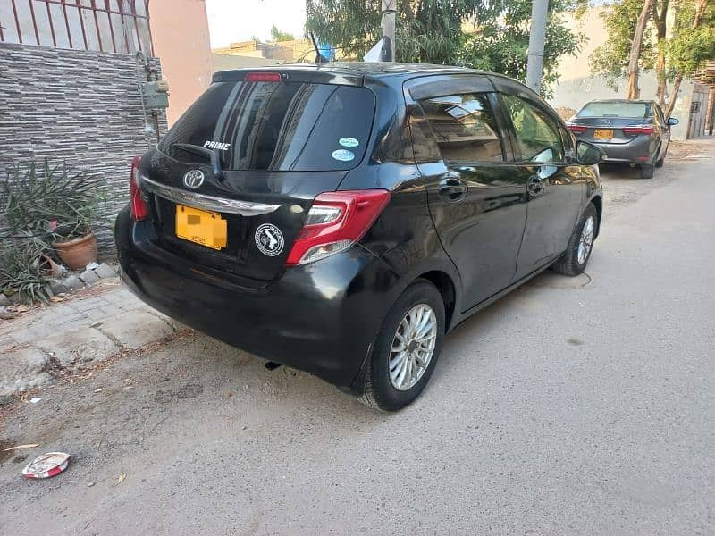 Toyota Vitz 2015 5