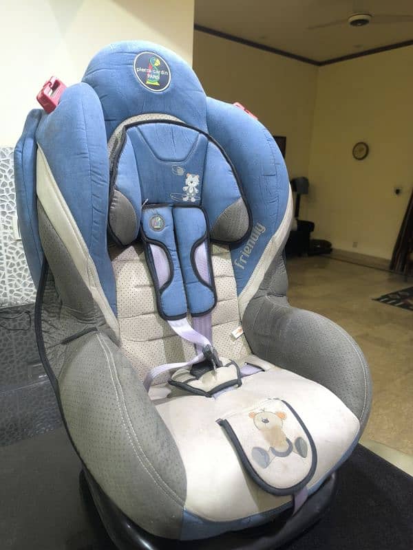 Pierre Cardin Paris Car Kids Seat 1