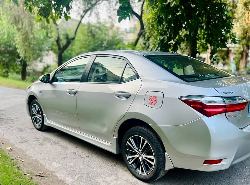 Toyota Corolla Altis 2020 3